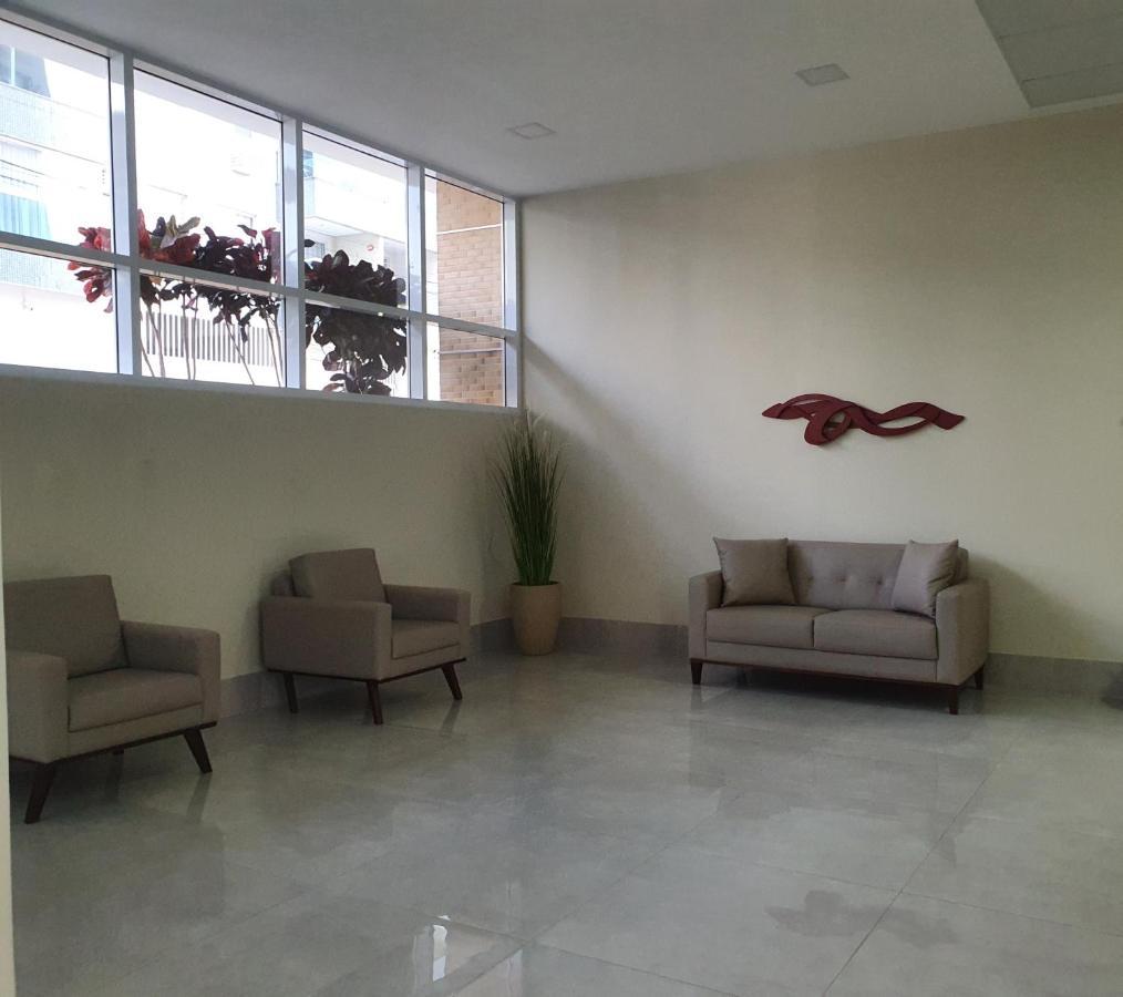 Apt Com Dois Quartos, Novo, Centro De Guarapari! Varanda Gourmet Com Vista Mar, Churrasqueira, Smart Tv, Wi-Fi 200 Mb, Lavadora De Roupas E Garagem Privativa Luaran gambar