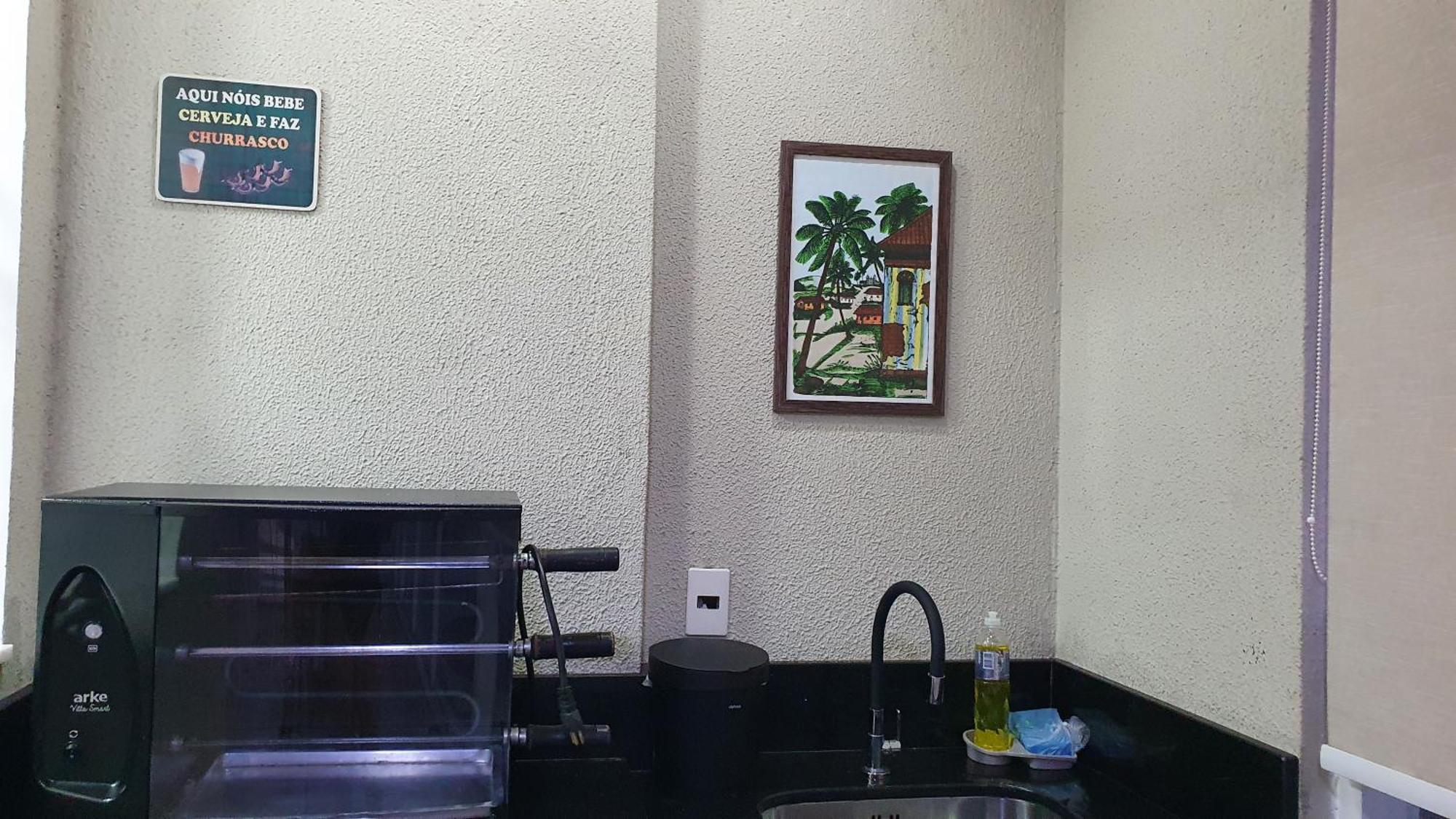 Apt Com Dois Quartos, Novo, Centro De Guarapari! Varanda Gourmet Com Vista Mar, Churrasqueira, Smart Tv, Wi-Fi 200 Mb, Lavadora De Roupas E Garagem Privativa Luaran gambar